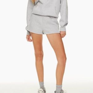 Aritzia TNA perfect sweat shirt